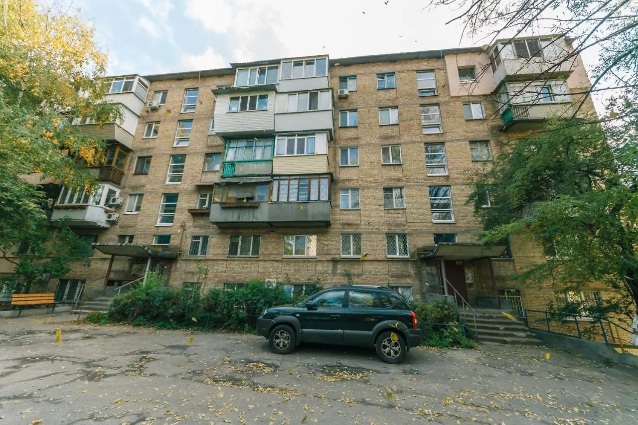Прекрасная Квартира У Метро Политехнический Институт 基輔